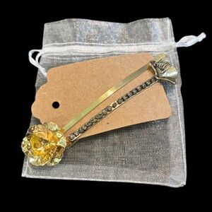 Serefina Elegant Gold Toned Floral Hair Pins NWOT